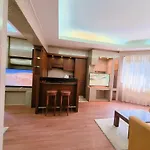 شقة Urban Deluxe Loft بوخارست